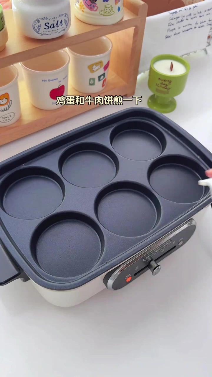 小学生早餐:牛肉芝士汉堡、柠檬鸡翅、鸡蛋火腿卷饼