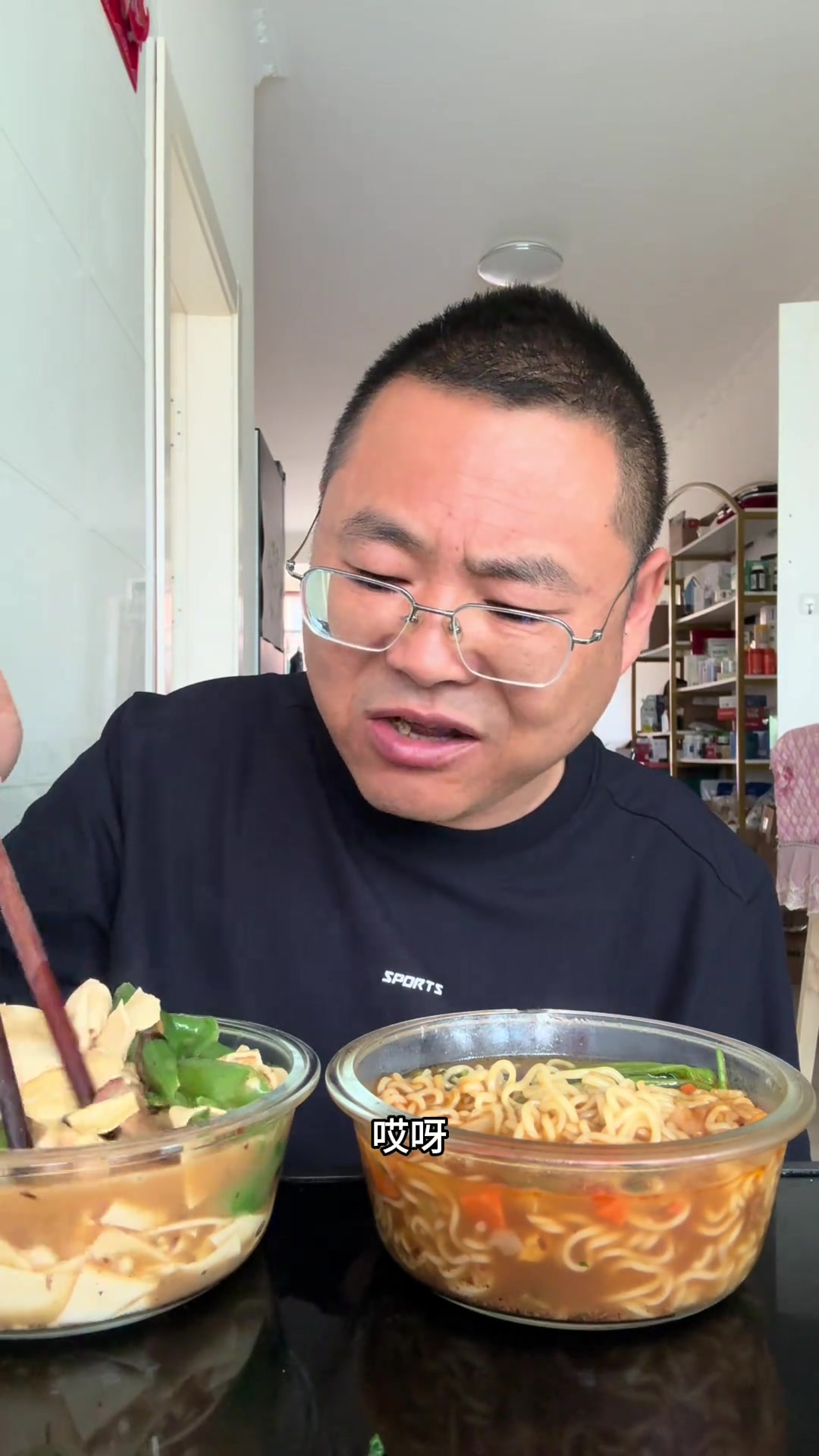 吃方便面前后测血糖,结果惊人!快来看看咋回事!