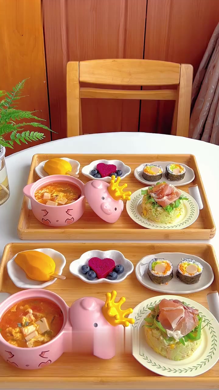 小学生早餐不重样|迷你寿司卷、金枪鱼火腿沙拉、番茄豆腐汤
