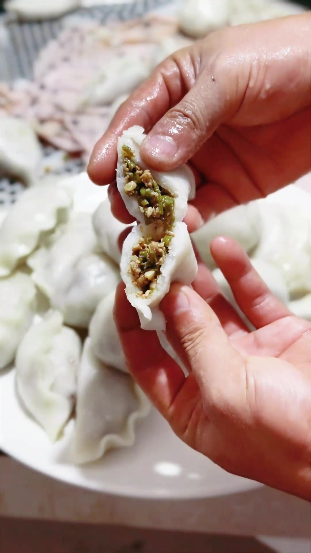 都昌人农历七月半做饺子粑,铭记先恩不亚于端午粽子