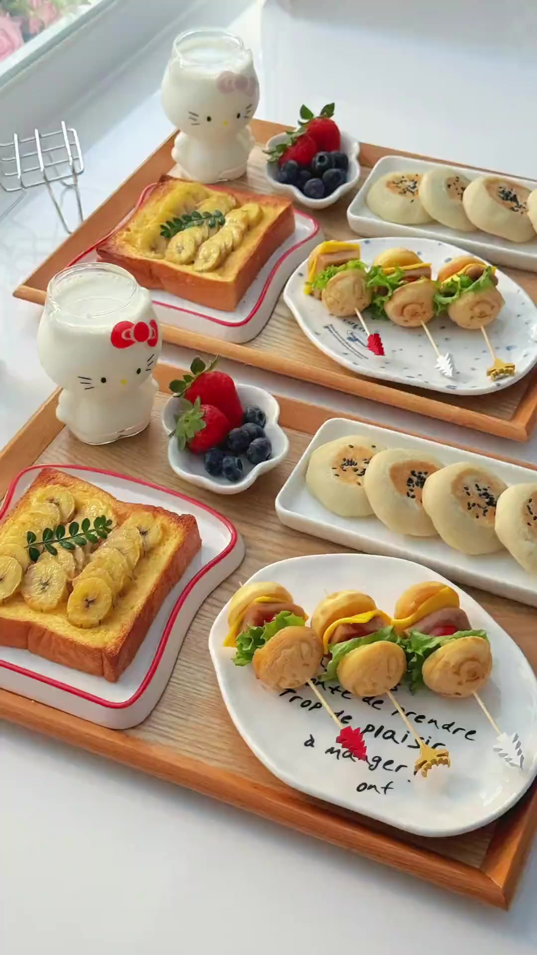 小学生元气早餐：可爱迷你维尼熊小汉堡等美味