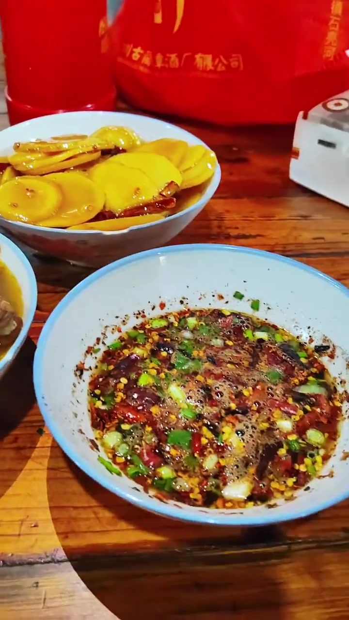 楚雄彝族特色美食——羊汤锅