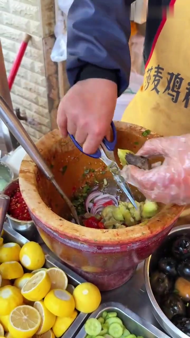 菜市场偶遇傣味烧茄子,酸辣开胃