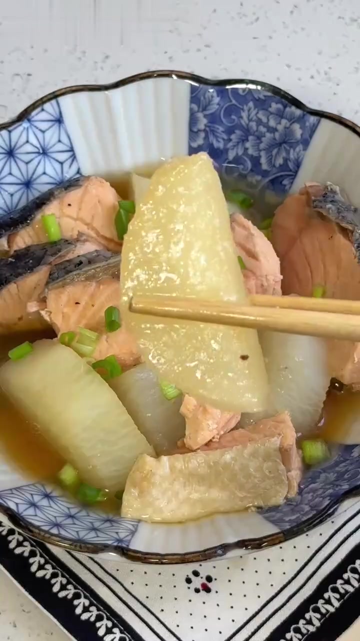 今日复刻鲑鱼萝卜，简单易做，低脂高蛋白还减脂