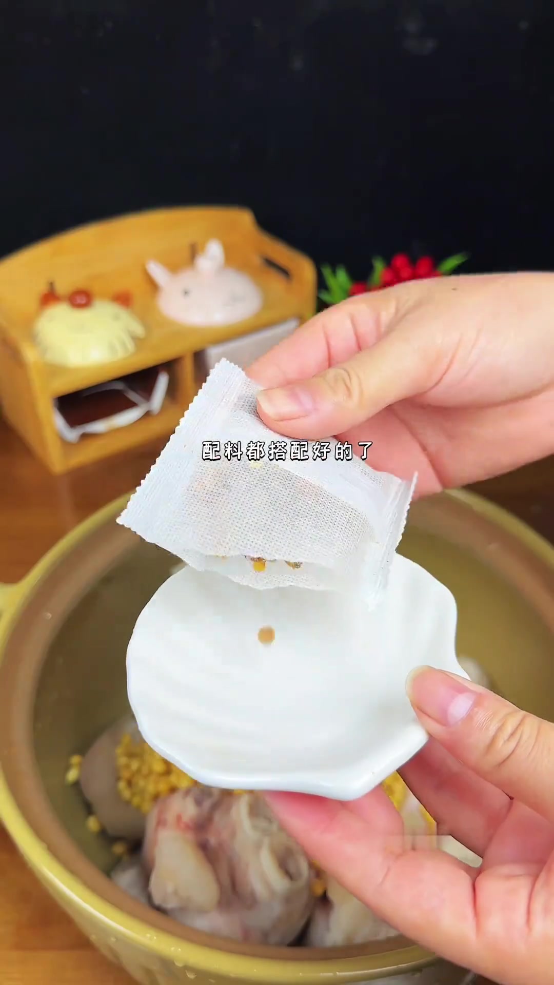 炖猪脚别乱搭食材,这样炖鲜味美不腥不柴
