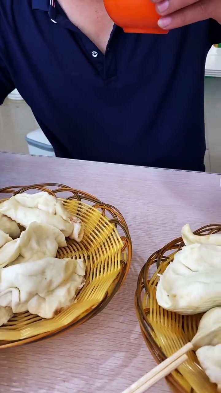 包子价格啤酒售卖及行程安排那些事儿