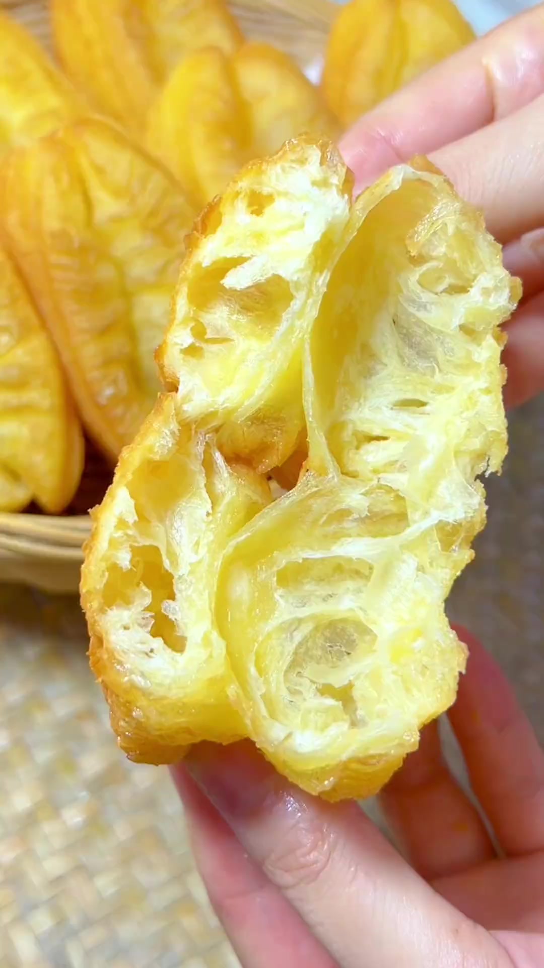 小白新手能一次成功的奶香小油条,蓬松酥脆超好吃