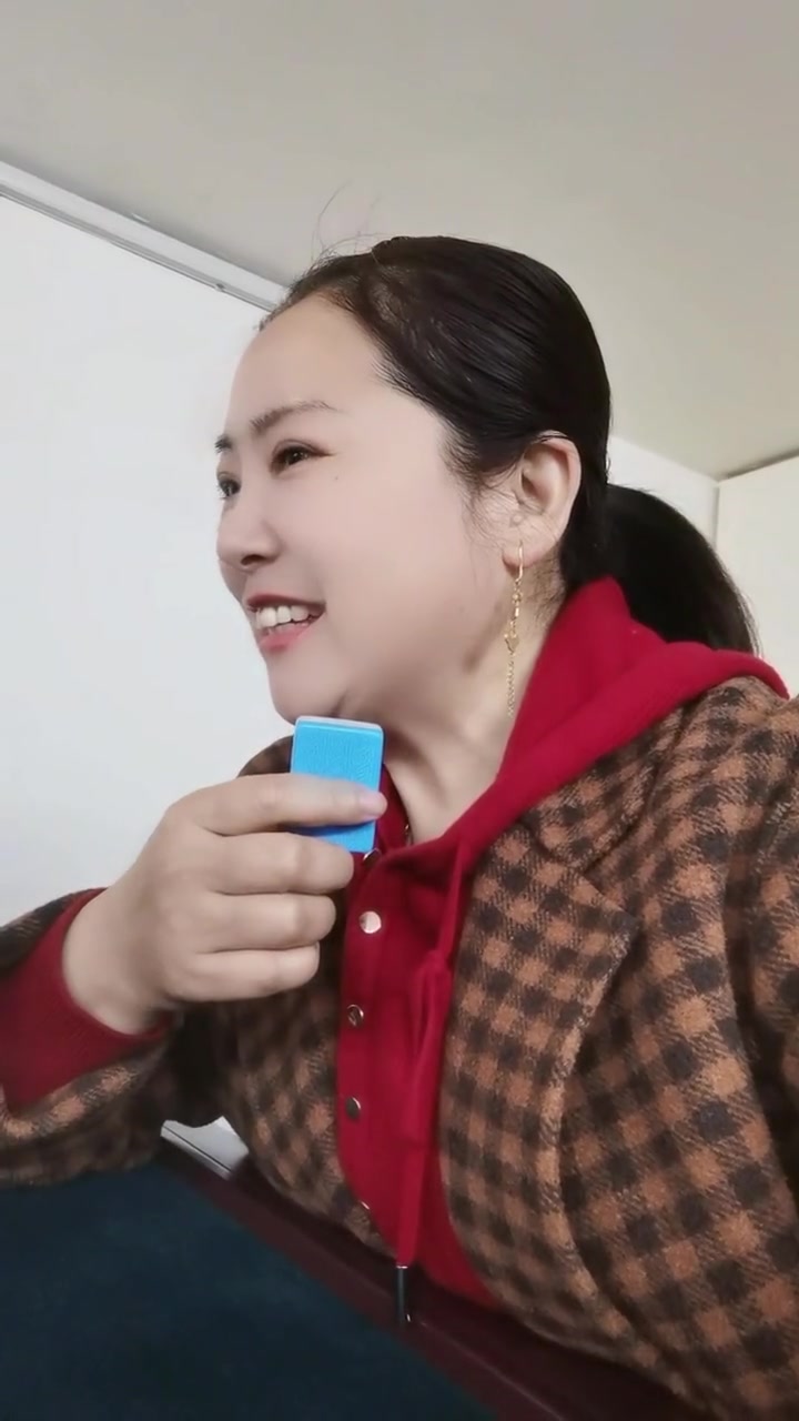 打麻将因被取小名不玩了,这名字太气人!