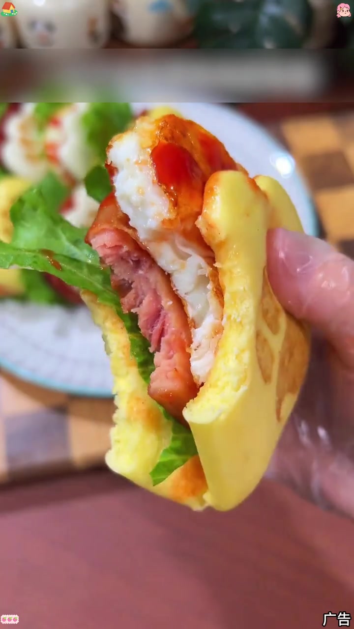 孩子上学早餐就喜欢吃这个,有菜有肉还有蛋的虎扒包迷你小汉堡