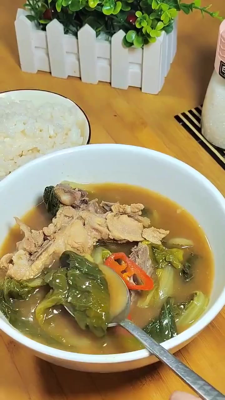 朝鲜族不可缺少的大酱汤,放脊骨做出来更好吃