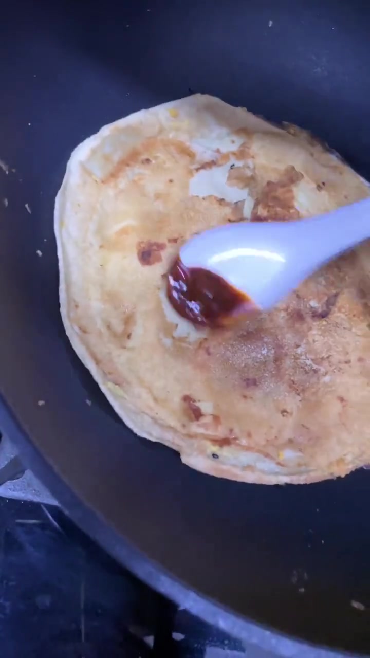 正宗天津煎饼果子!被我!广东人!做出来了!