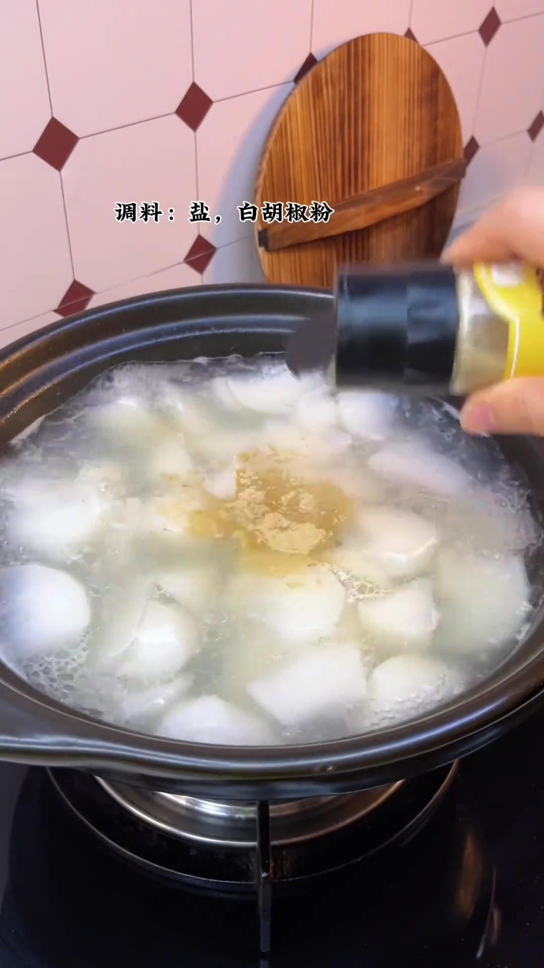秋冬必喝白萝卜肉汤,营养又美味