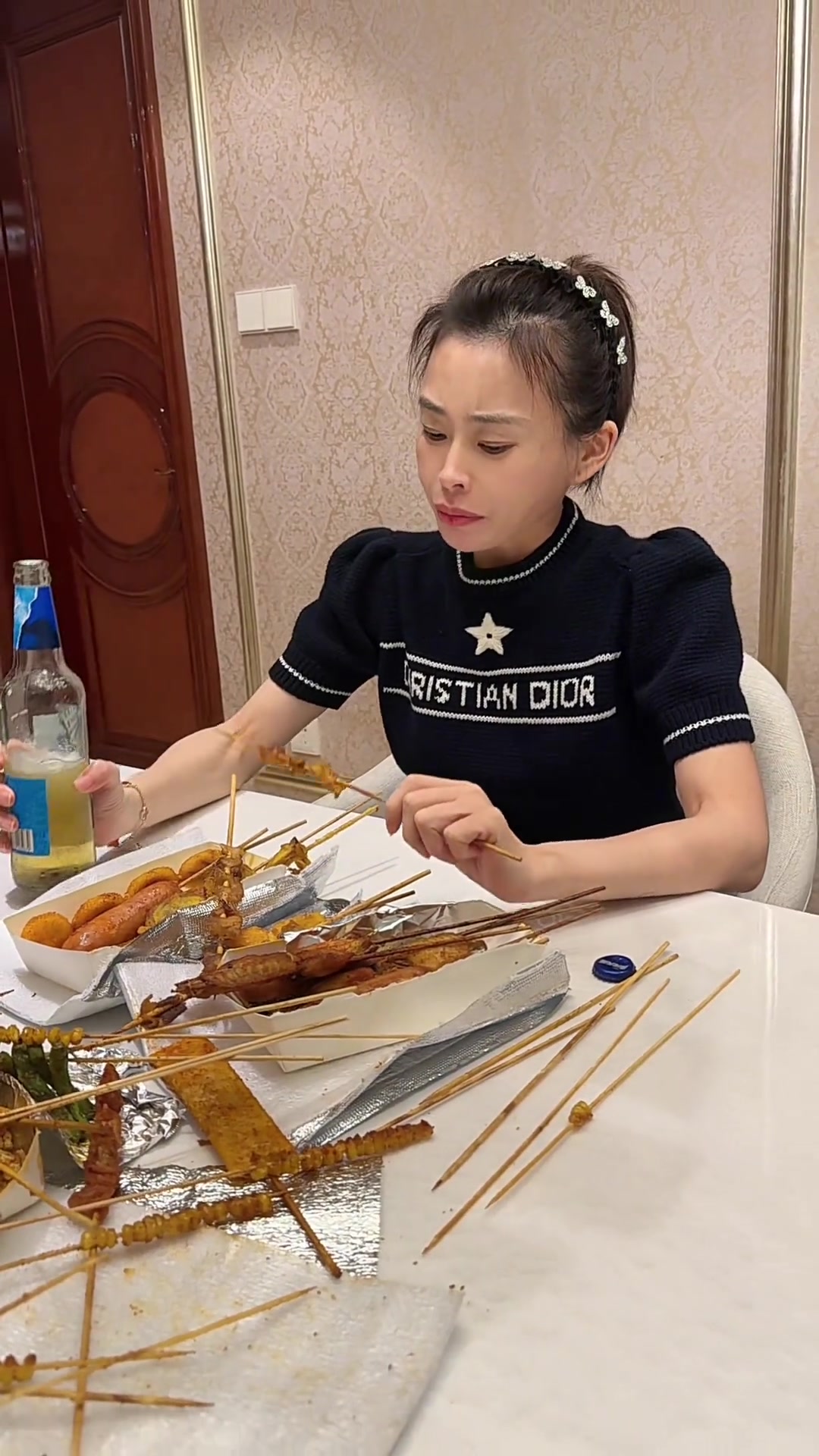 吃的炸串喝点啤酒