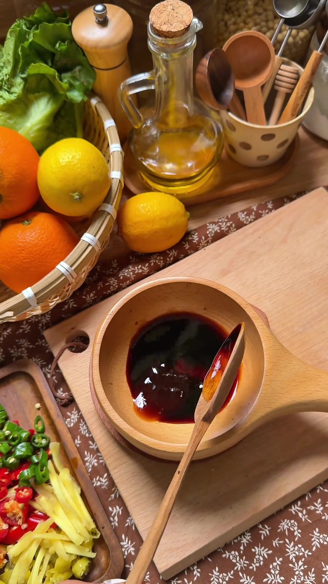 冰火两重天泡椒牛肉与菠萝话梅冰，冲击味蕾