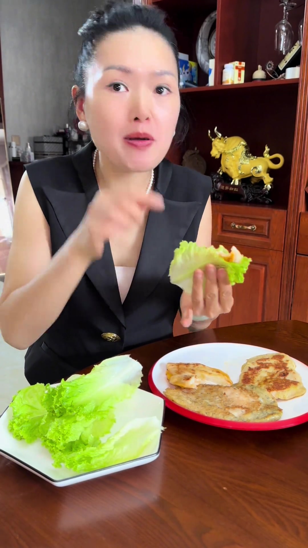 搭配蔬菜非常爽口,管理期少不了这个鸡排