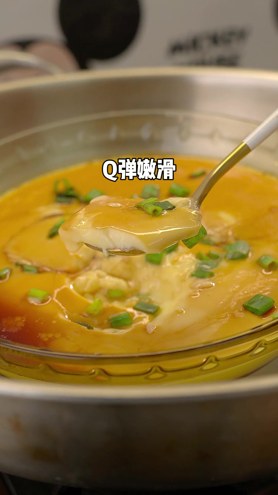 开水蒸鸡蛋嫩滑似布丁,给不爱吃蔬菜的孩子做照烧虾仁饭团