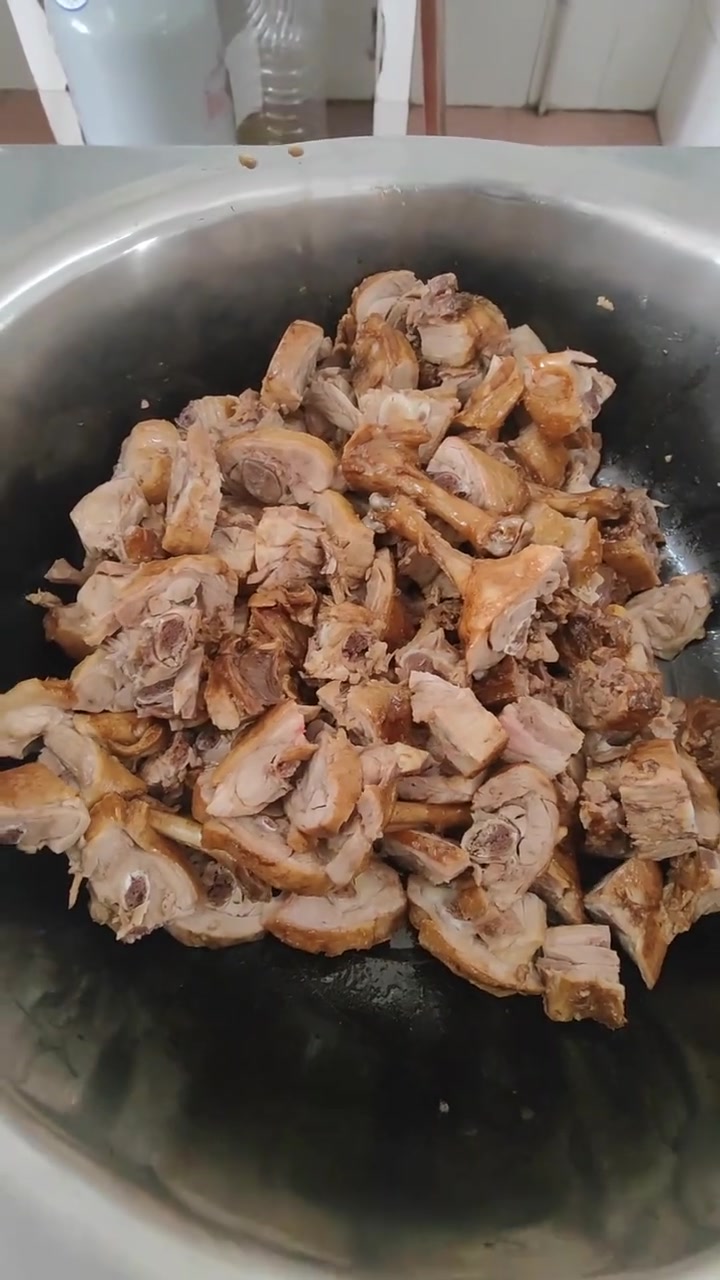 超香卤鸭腿做法大揭秘,出锅香到爆!