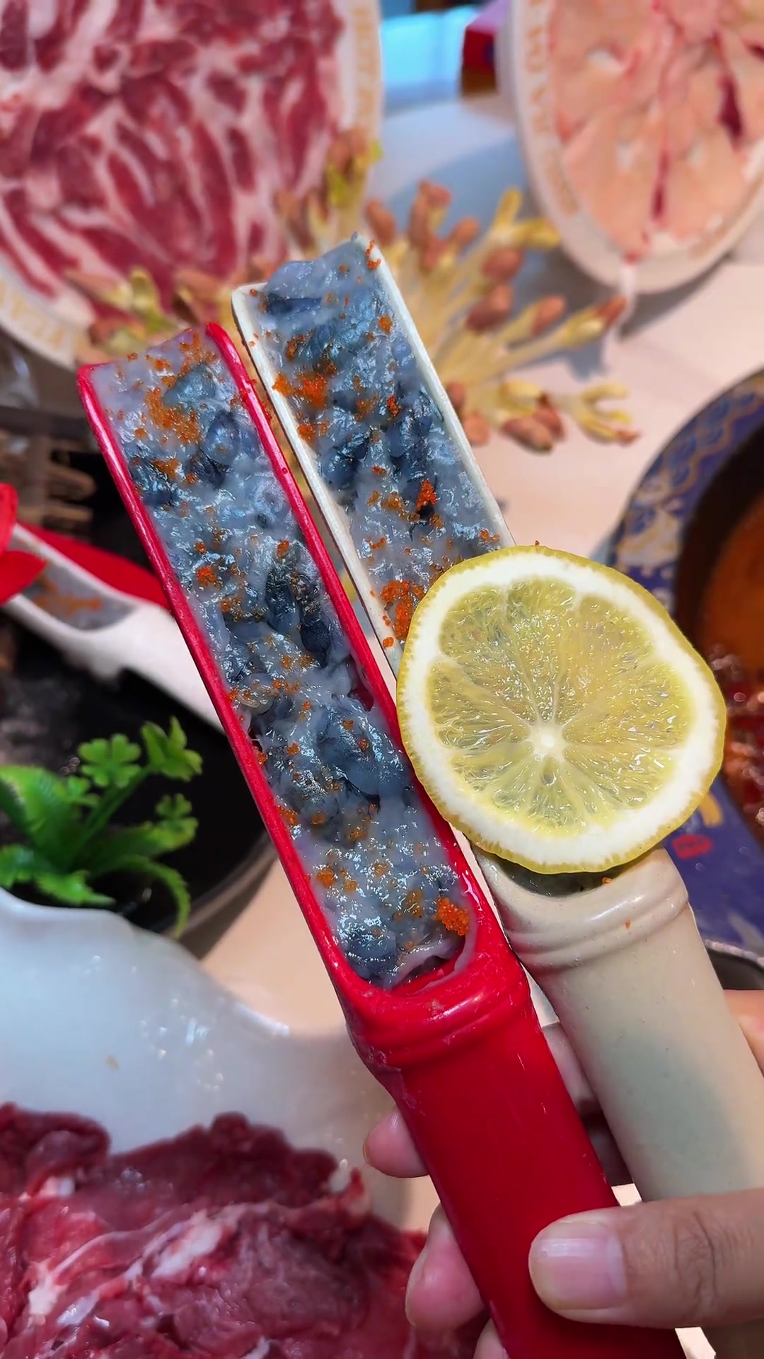 开州舒家大院火锅,现在升级后,不仅自助区丰富,环境更是舒适 现在不用上二楼,一楼就直接可以