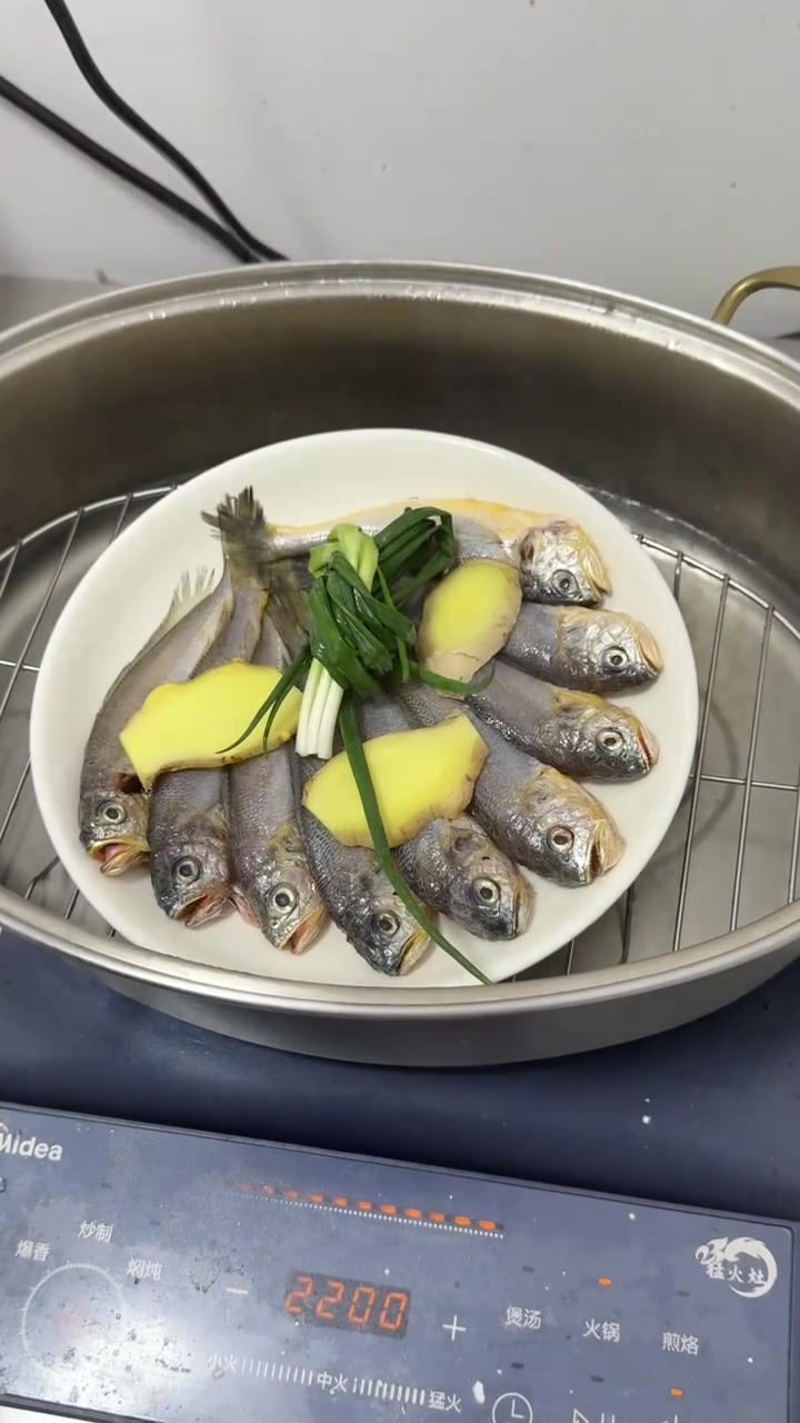 宁波人教你做清蒸小黄鱼,鲜香秘诀大公开!