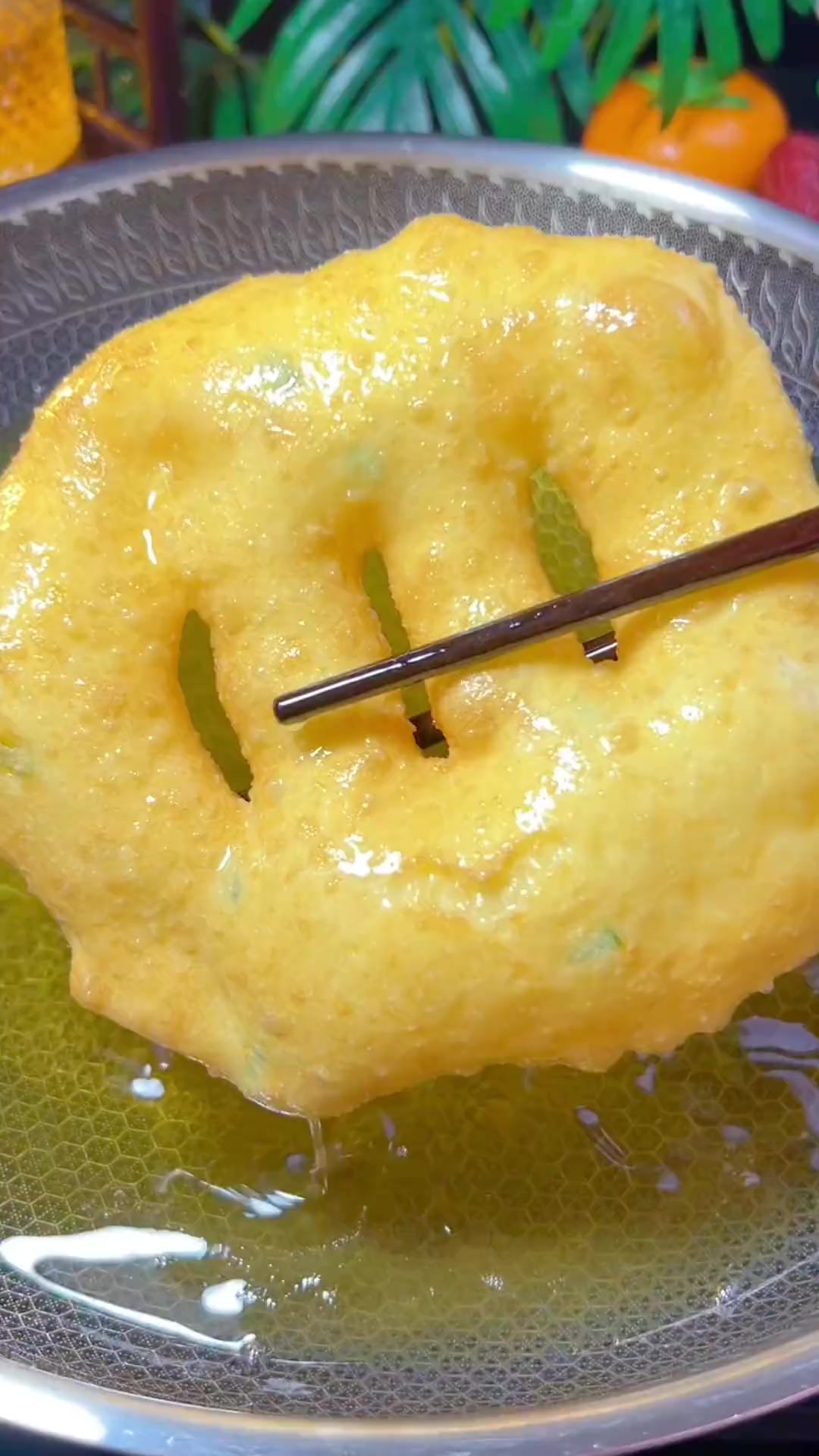 想吃葱油饼就这么做，外皮酥脆内里柔软，快试试