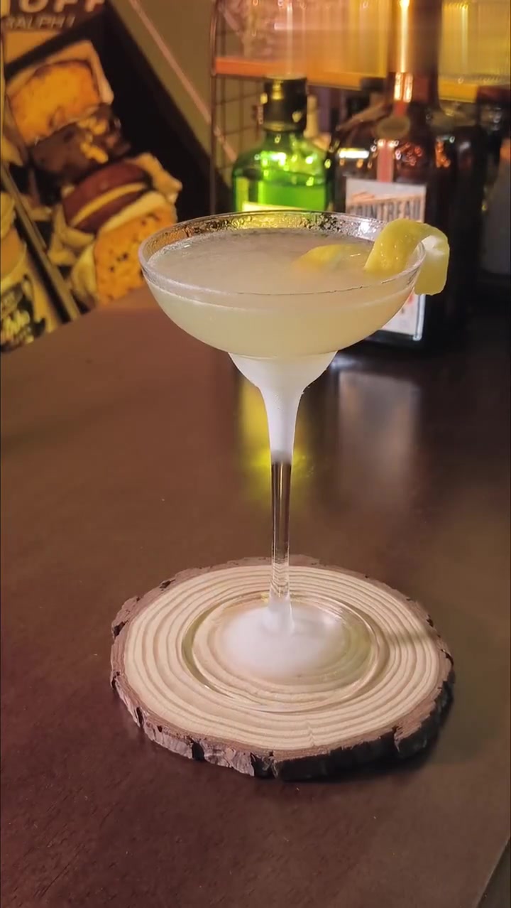 今天调一杯鸡尾酒