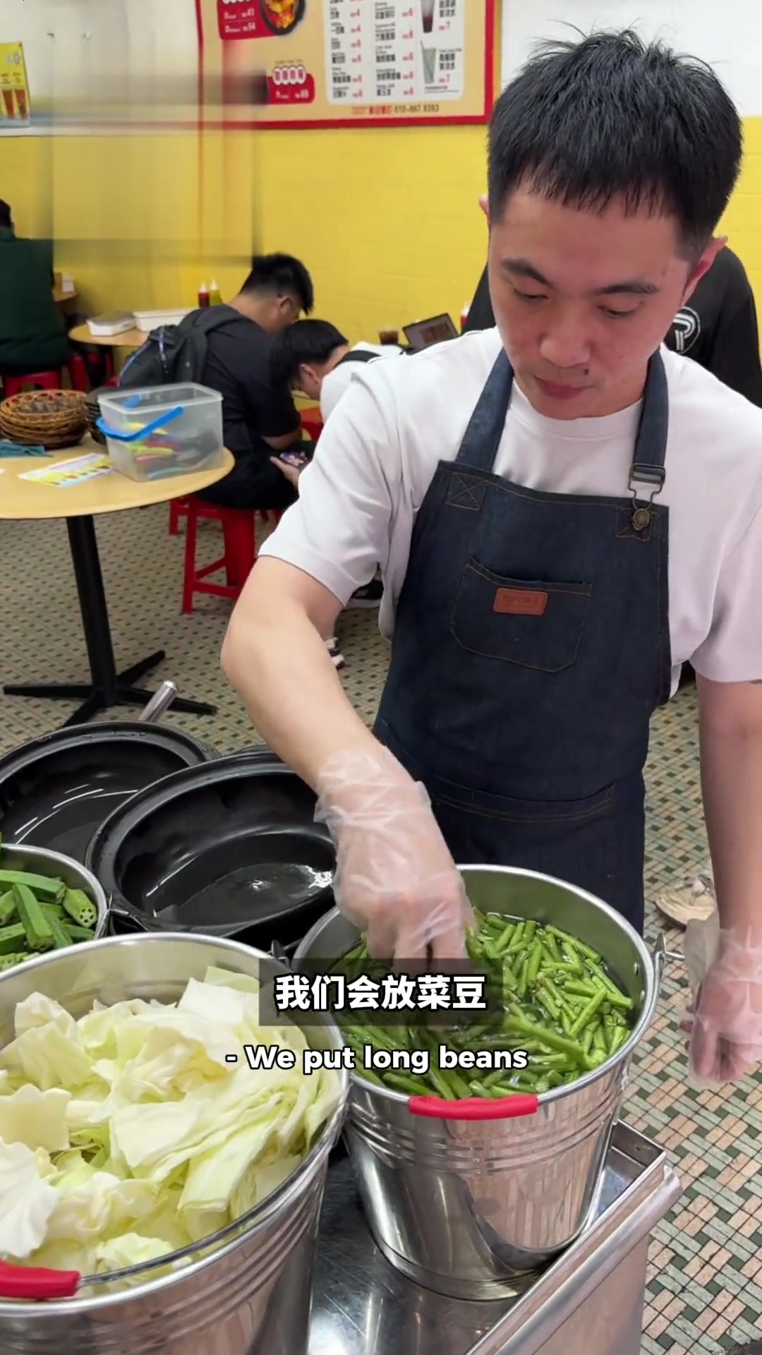 柔佛必吃40多年的咖喱鱼头