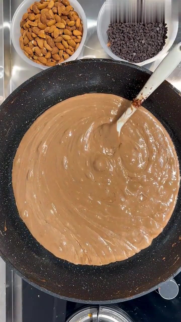 做一锅7斤可可巴旦木巧克力豆大奶砖!
