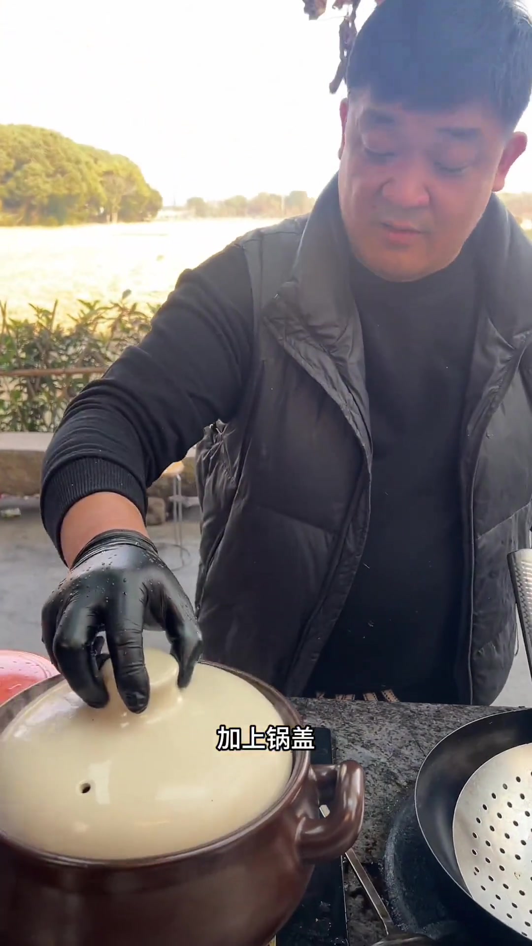 这样炖鸡汤能喝到原汁原味,老人小孩都爱