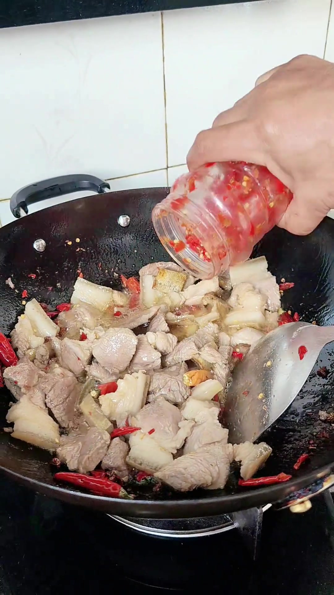 香猪肉炖粉条大白菜,做法简单超好吃!