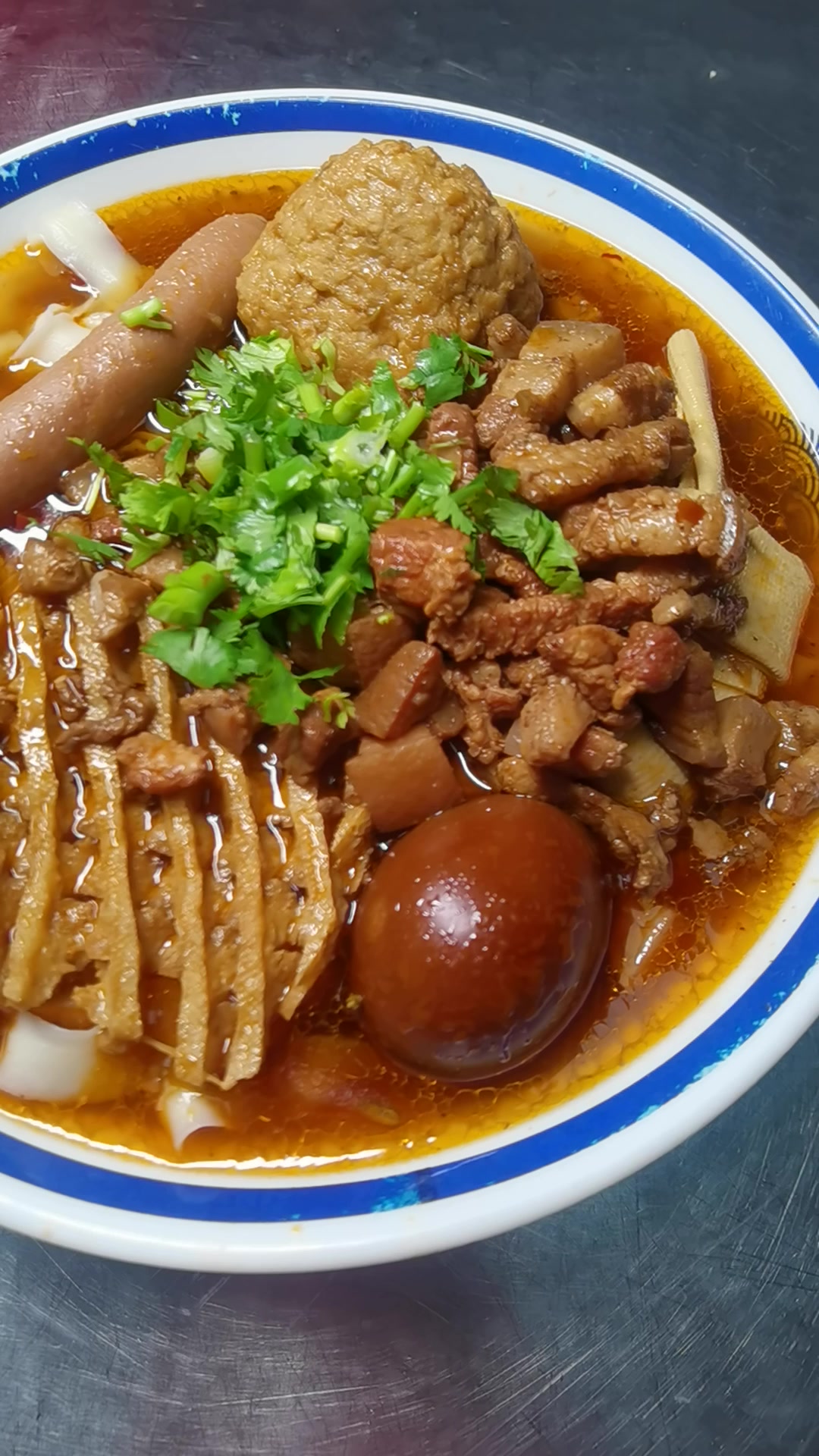 豪华版小炖肉刀削面 刀削面培训 江苏刀削面培训学多久 山西古刀削面培训学多久 刀削面培训小