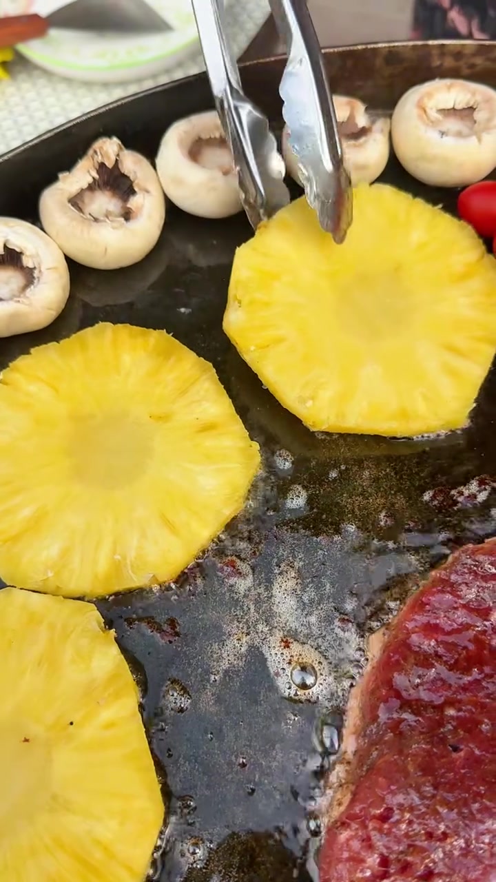 算了,和你们吃不到铁板烧的人说不明白,哼