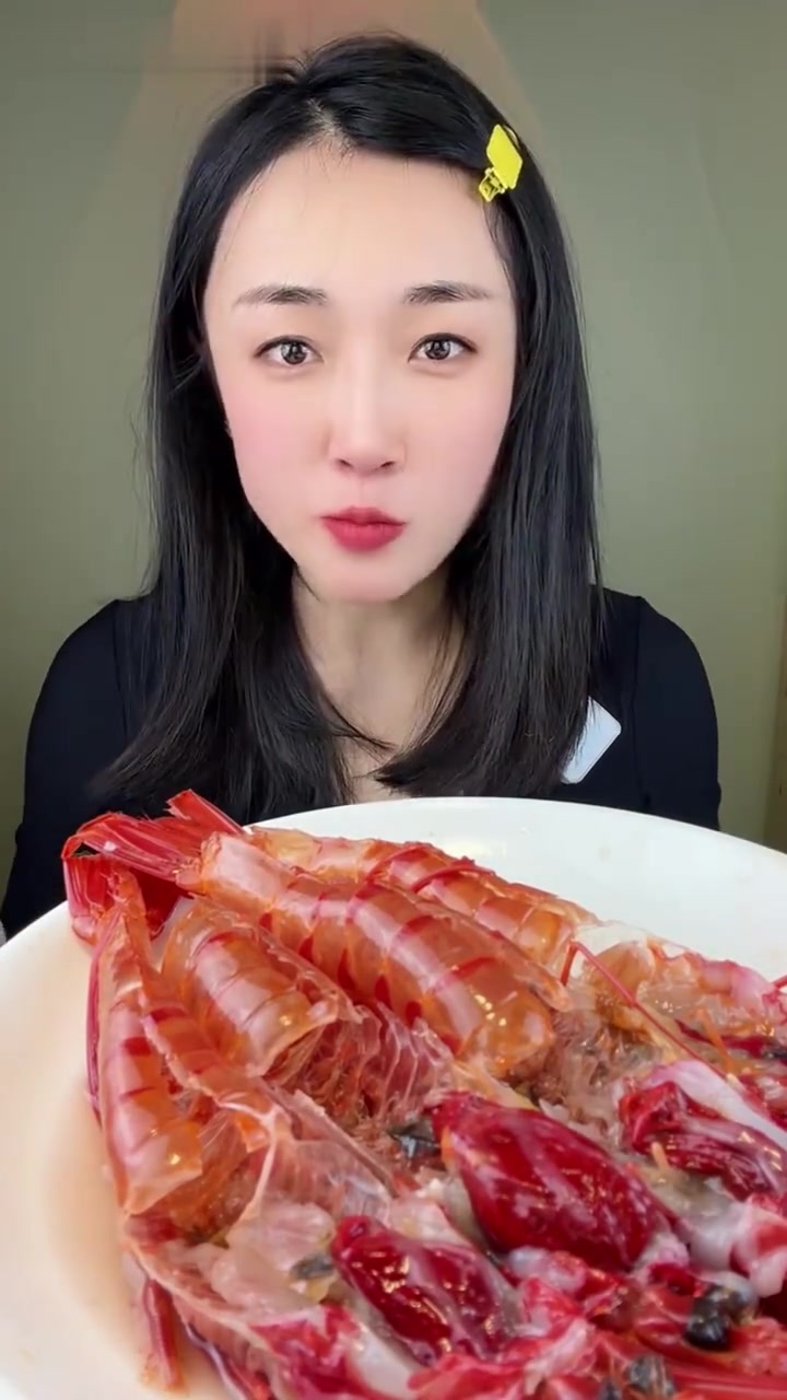沉浸式体验原味红魔虾