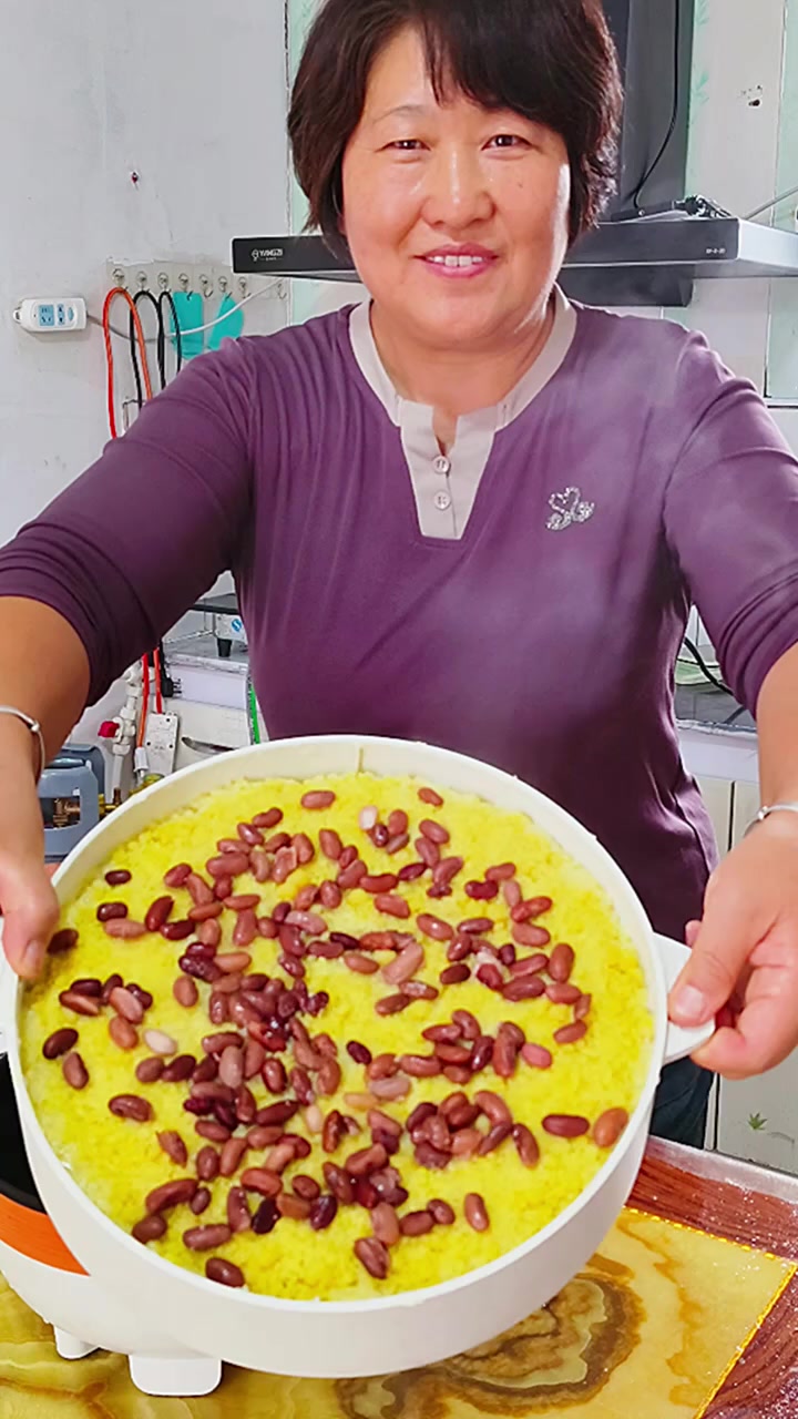 东北大黄米面年糕粘糯筋道能吃出小时候的味道