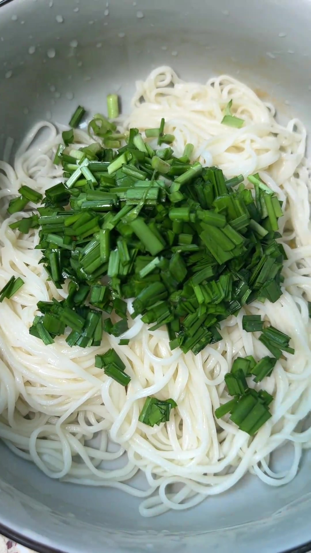 挑战做河豚鱼乳面!过程超惊险,味道咋样?