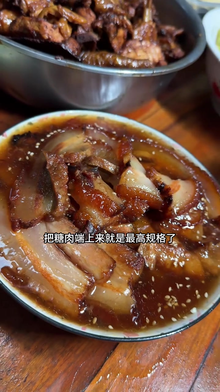 在江苏沭阳乡村蹭饭,种草莓的小哥安排了特色菜,九菜一汤