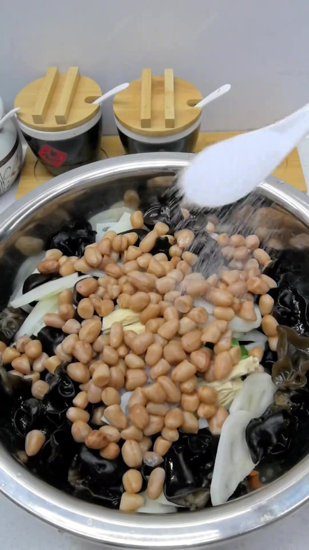 素什锦,清脆爽口营养丰富,超级简单还好吃的凉拌菜!