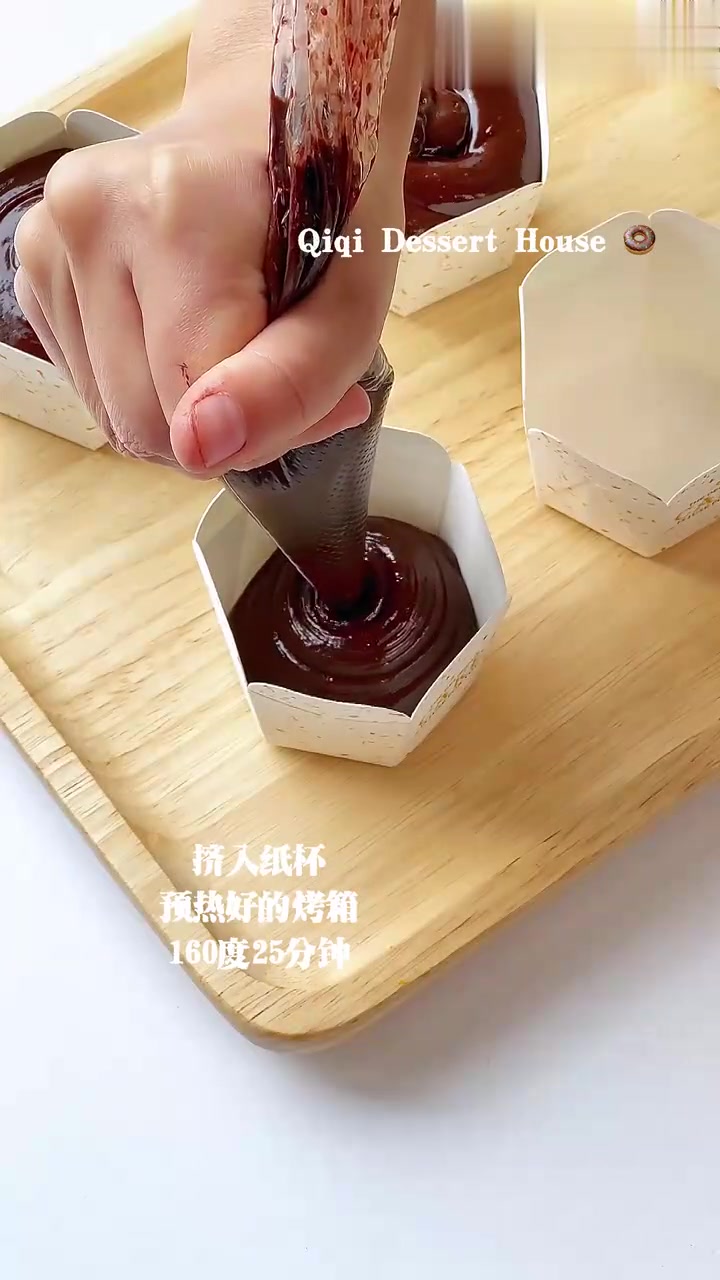 超浓郁的巧克力布朗尼蛋糕,做法居然这么简单～