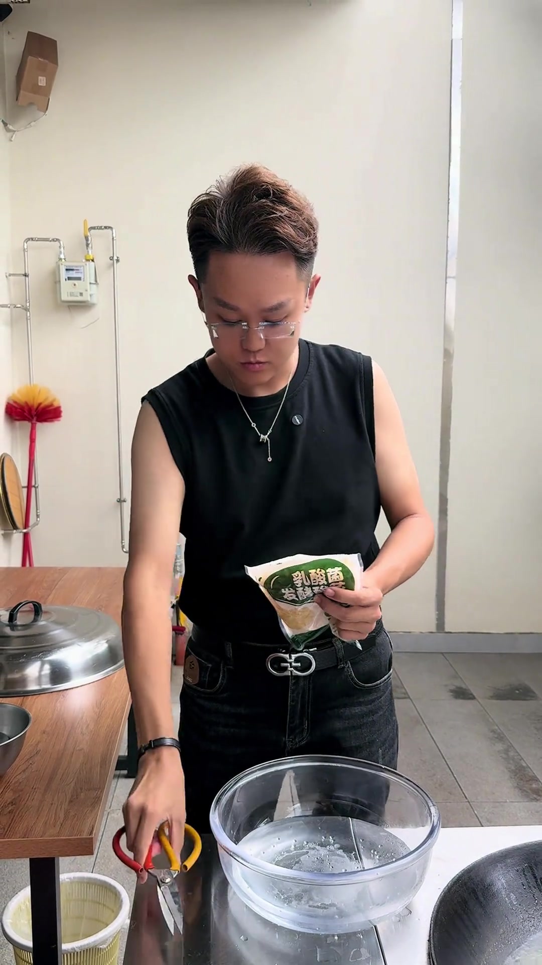 今天小米面馒头真好吃