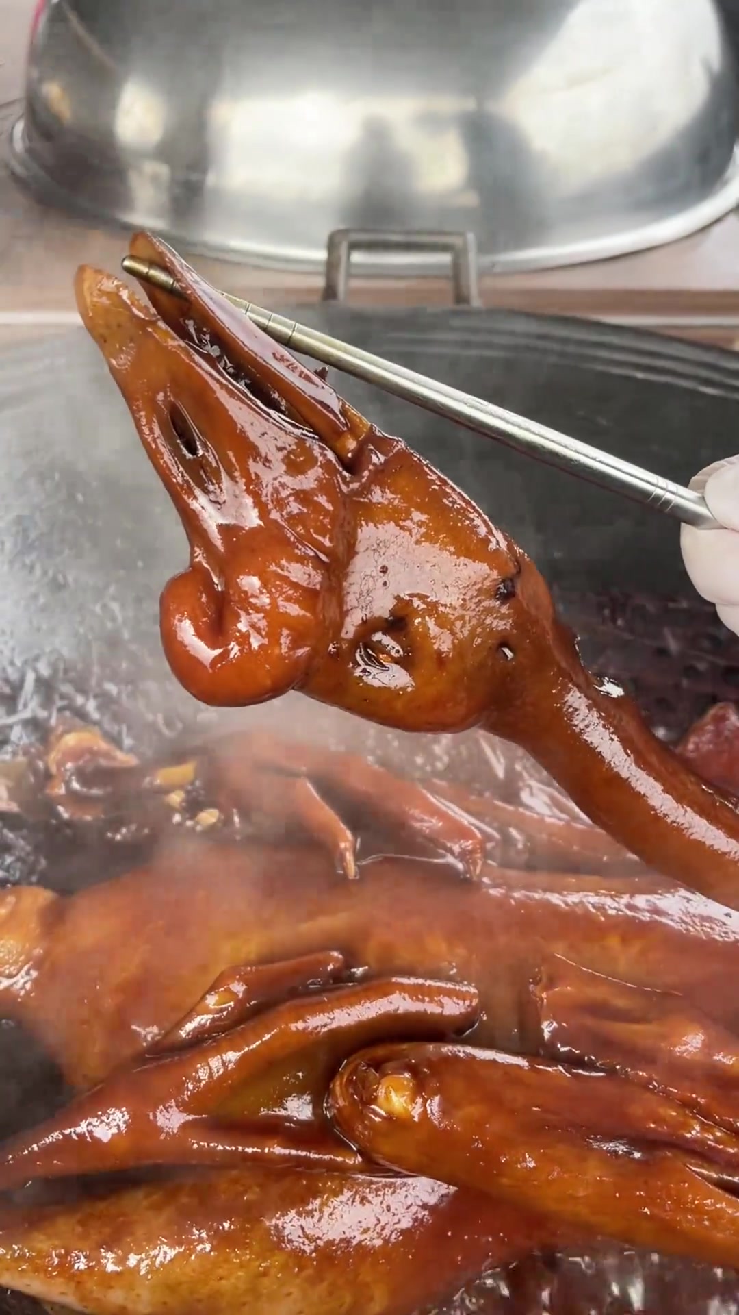 两分钟时间教你做一道啤酒鹅!