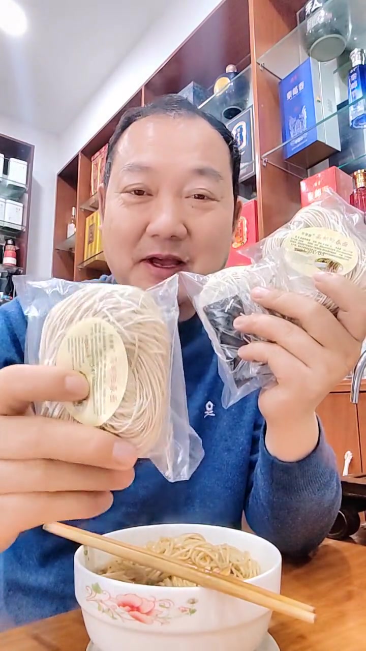 高邮人早餐爱阳春面,简单实惠又香