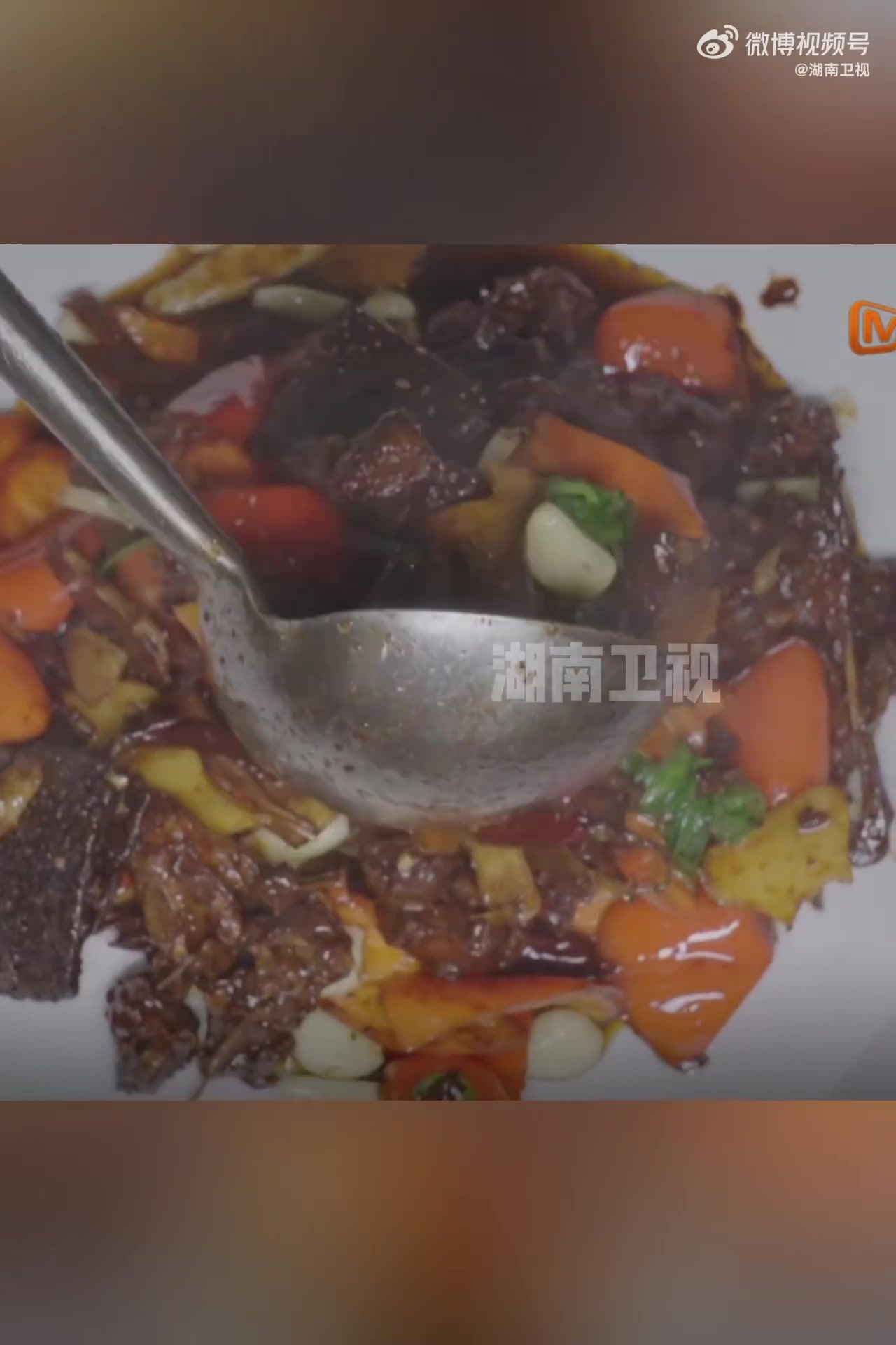 宵夜时间到,今晚吃辰溪血鸭