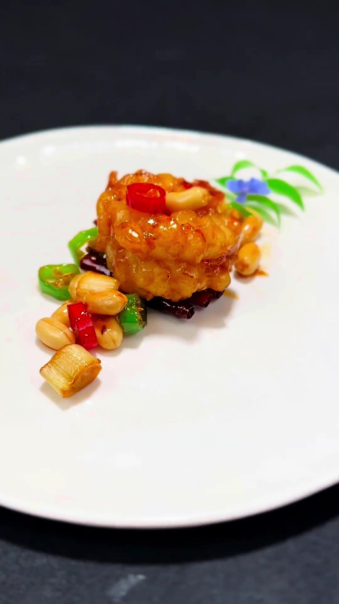 宫保虾球,是一道经典川菜,我们一起去探索它的魅力!