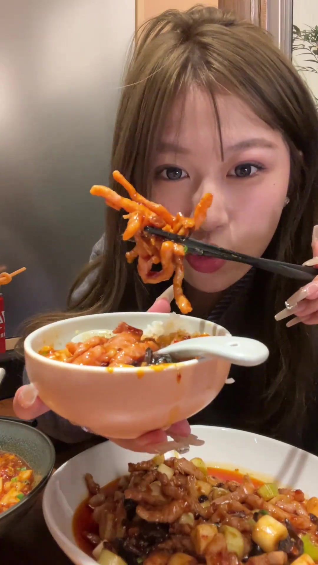 一家适合家庭聚餐的川菜小馆色香味俱全,适合不太能吃辣的选手