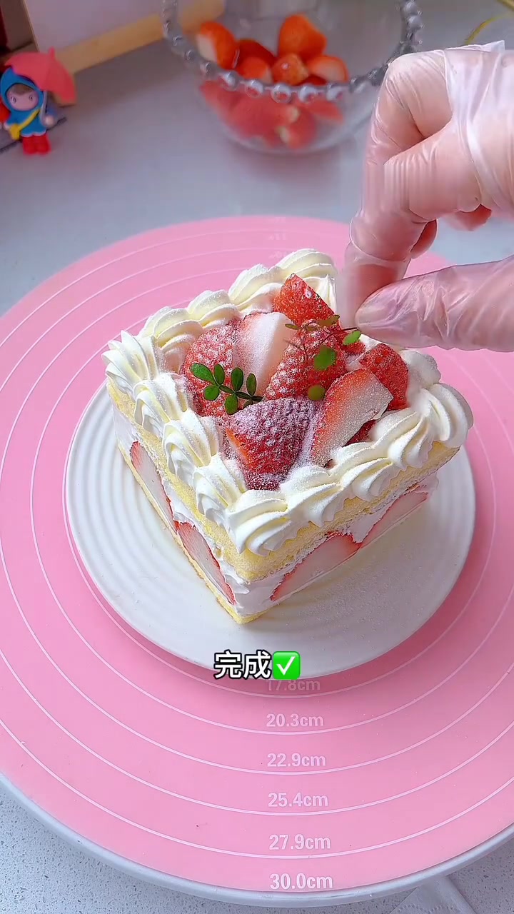 草莓蛋糕最能俘获人心,做法简单超好吃