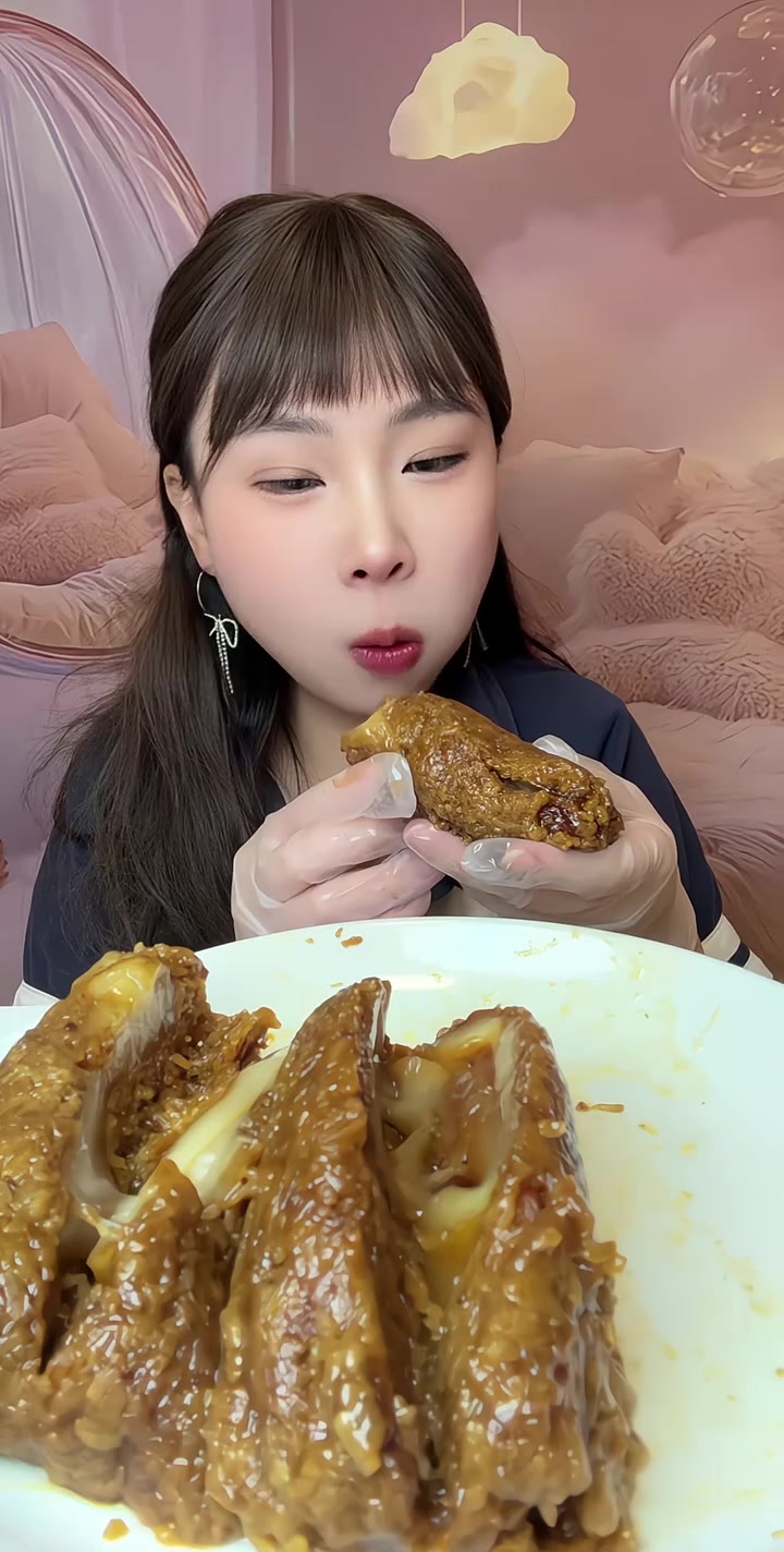 纯肥肉粽子展示