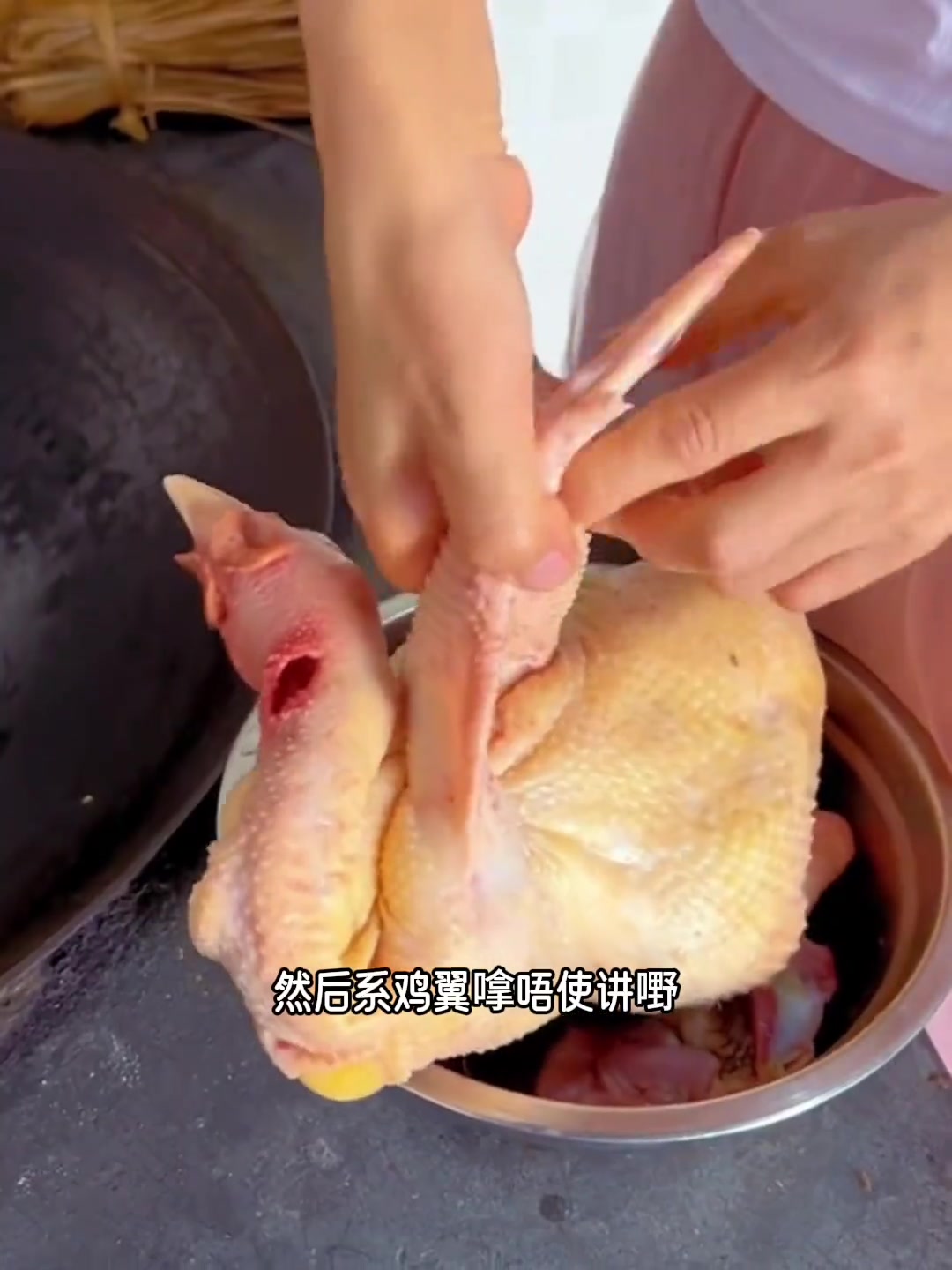 超绝!教你做出金光闪闪有模有样的拜神鸡