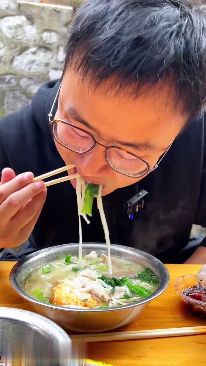 贵阳开了25年的「广式汤粉」汤鲜味美物美价廉!