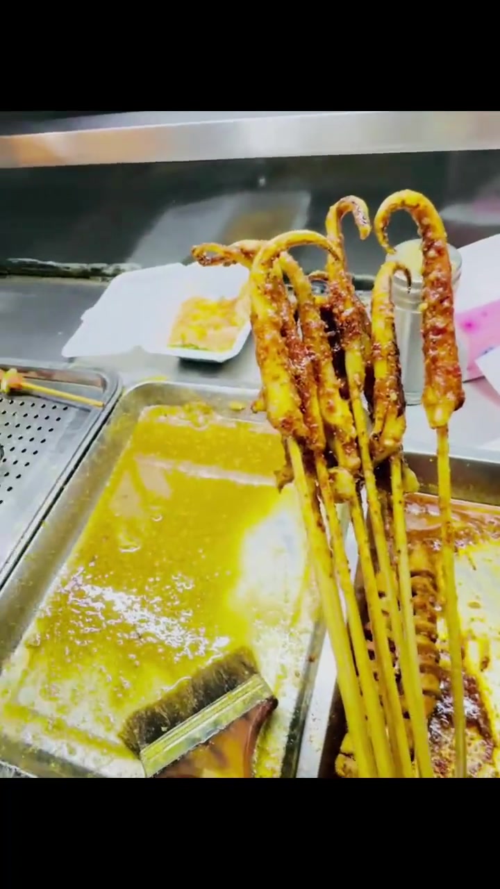 炸鱿鱼的小把串