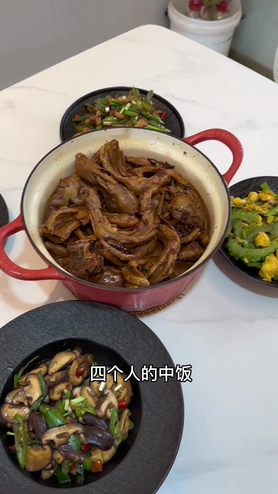 馋鸭头鸭掌许久,终如愿,衢州人超会吃辣