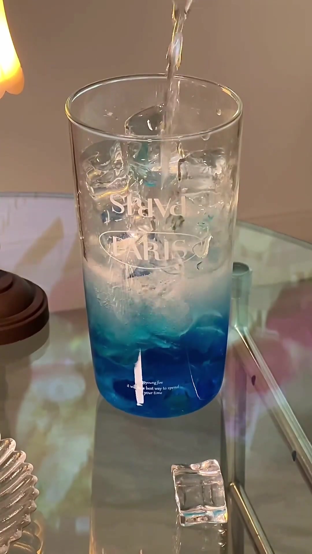 Home Bar自制微醺蓝色海洋鸡尾酒,今日小聚